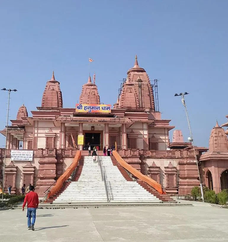 Hanuman temple at Chhoi Dham
