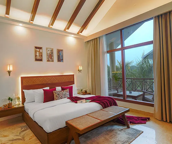 Bedroom with private balcony and forest view - Manovan Resort