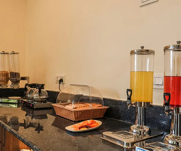 Breakfast buffet counter - Manovan Resort